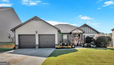 911 Mcduffie Cir, Douglasville, GA 30134