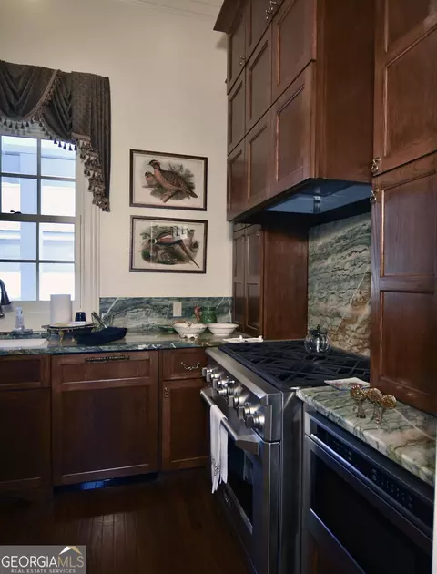 Kitchen - 106 Willis Rewis Rd, Collins, GA 30421 photo 1 of 3