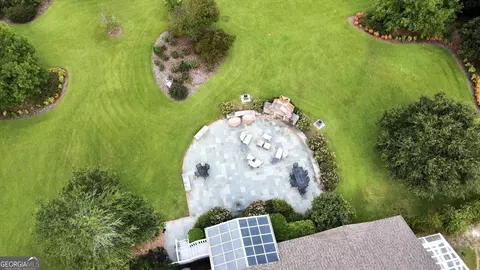 Exterior - 106 Willis Rewis Rd, Collins, GA 30421 photo 14 of 15
