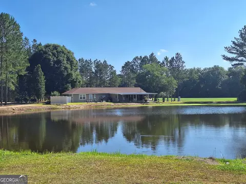 149 Bridgeford Church Rd, Hazlehurst, GA 31539