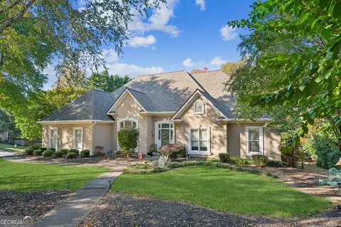 3790 Redcoat Way, Johns Creek, GA 30022