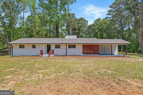 325 Kelly Dr, Fayetteville, GA 30214