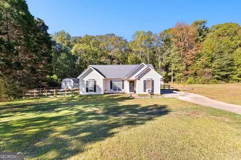 31 Saint James Ct, Sharpsburg, GA 30277