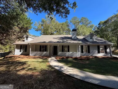 524 Butler Bridge Dr, Mcdonough, GA 30252