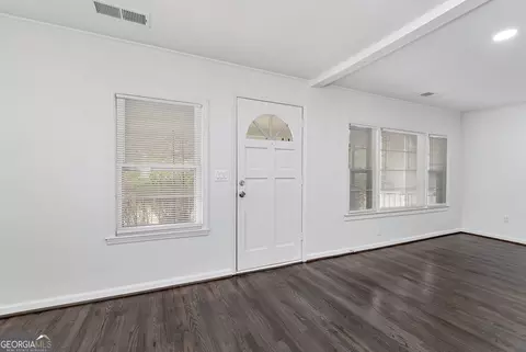 Living - 2197 Level Grove Rd, Cornelia, GA 30531 photo 1 of 10