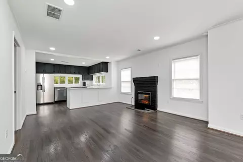 Living - 2197 Level Grove Rd, Cornelia, GA 30531 photo 3 of 10