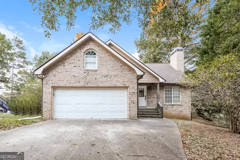 195 Pine Branch Dr, Stockbridge, GA 30281