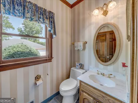 Bath - 655 Mcdonough Rd, Hampton, GA 30228 photo 5 of 9