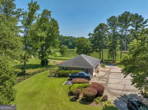 Exterior - 655 Mcdonough Rd, Hampton, GA 30228 photo 23 of 37