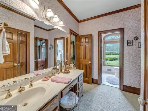 Bath - 655 Mcdonough Rd, Hampton, GA 30228 photo 6 of 9