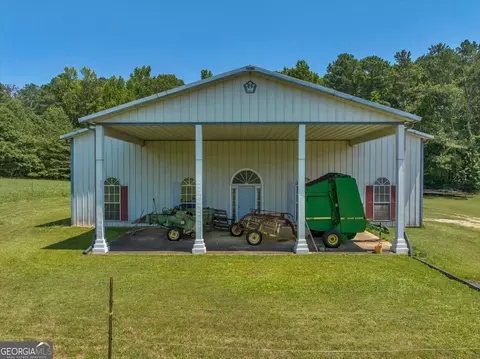 Exterior - 655 Mcdonough Rd, Hampton, GA 30228 photo 34 of 37