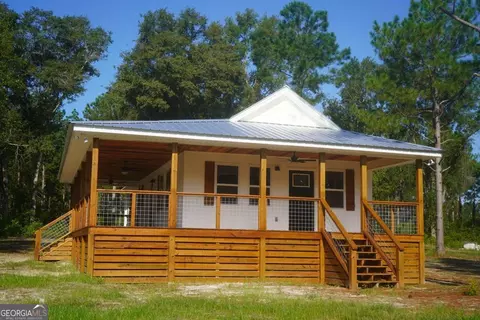 201 Ford St, Poulan, GA 31781