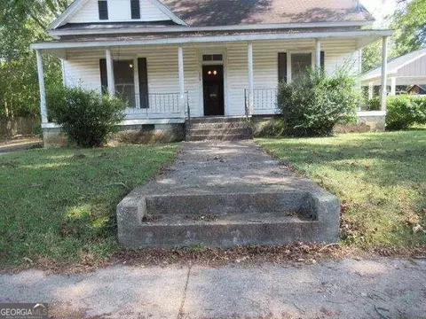 209 Stewart St, Carrollton, GA 30117