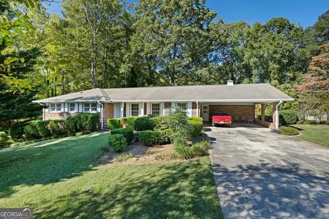 5490 Janet Ln, Austell, GA 30106