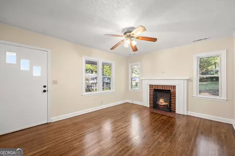 63 Park St, Toccoa, GA 30577 photo 5