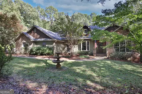 40 Maple Ct, Midland, GA 31820