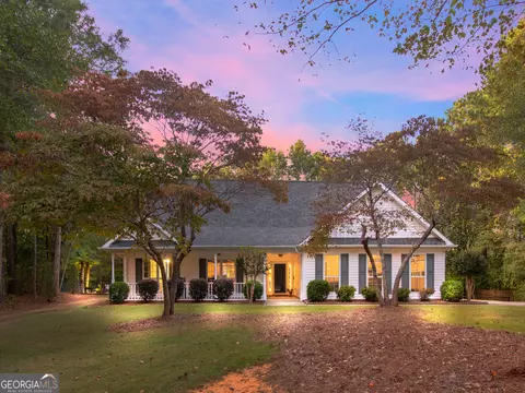 216 Avalon Way, Mcdonough, GA 30252