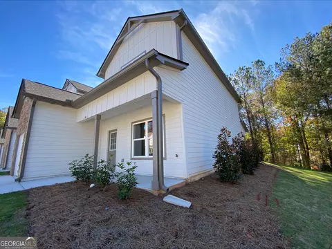 142 Crest Pointe, Bremen, GA 30110