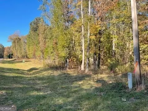 178 Buck Creek Cir, Griffin, GA 30223