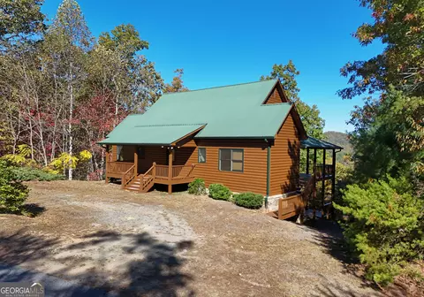 1715 Sheep Cliff Rd, Hiawassee, GA 30546
