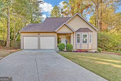 1810 May Glen Dr, Acworth, GA 30102