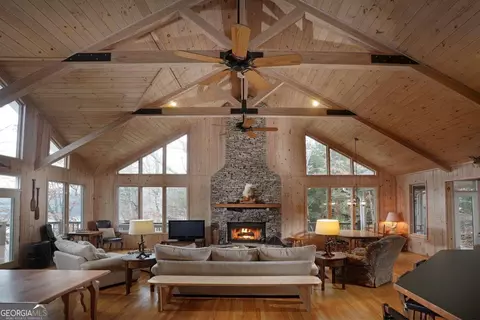 556 Hazelwood Pt #1, Morganton, GA 30560