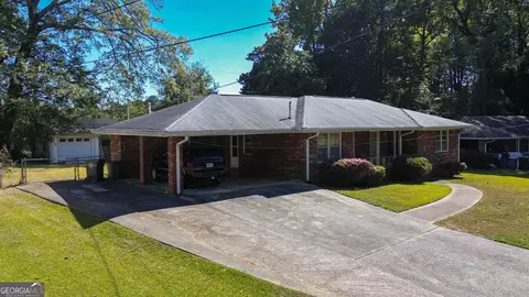 1487 Hammack Dr, Morrow, GA 30260 photo 3