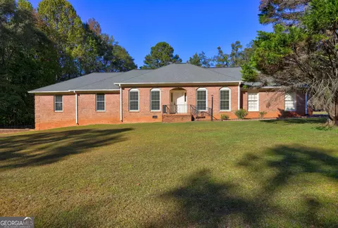 404 Governors Ln, Griffin, GA 30223