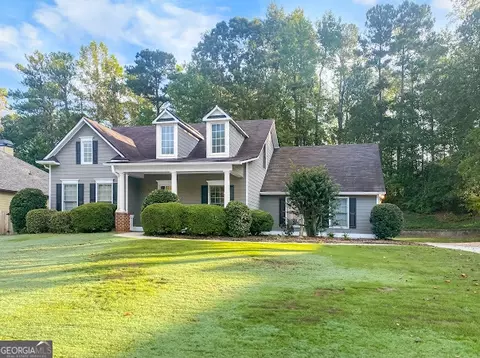 140 Lake Forest Dr, Newnan, GA 30265