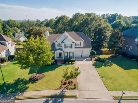 5585 Kennemore Dr, Alpharetta, GA 30004