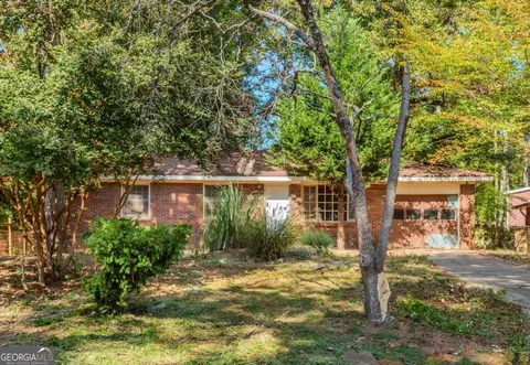 884 Pineglen Cv, Forest Park, GA 30297