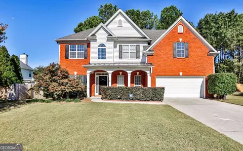 225 Graymist Ln, Loganville, GA 30052