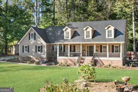 3065 Spain Rd, Snellville, GA 30039