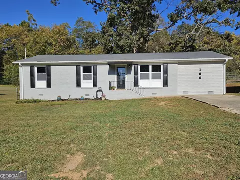 180 Oakland St, Hartwell, GA 30643