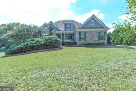 1416 Rockview Ln, Loganville, GA 30052