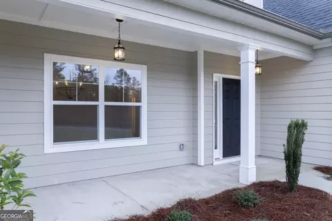 400 Atlantica Dr #53, Newnan, GA 30263