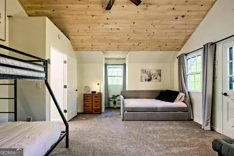 Bedroom - 252 Thunderhead Ln, Dillard, GA 30537 photo 7 of 14