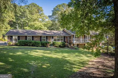 512 Whitaker Rd, Lagrange, GA 30240 photo 2