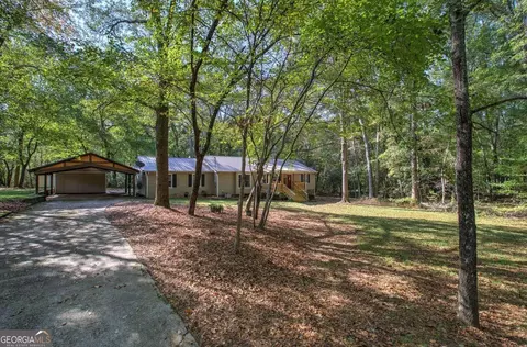 293 Gamble Dr, Carrollton, GA 30116