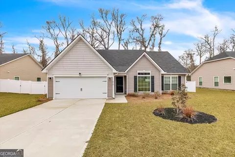 213 Acorn Dr, Brunswick, GA 31525