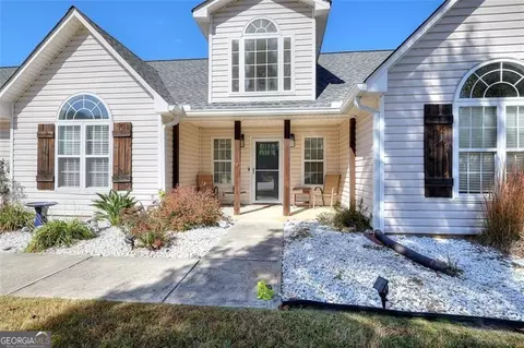 4020 Morning Dove Ct, Loganville, GA 30052