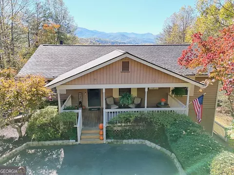 5266 Pine Crest Rd, Hiawassee, GA 30546