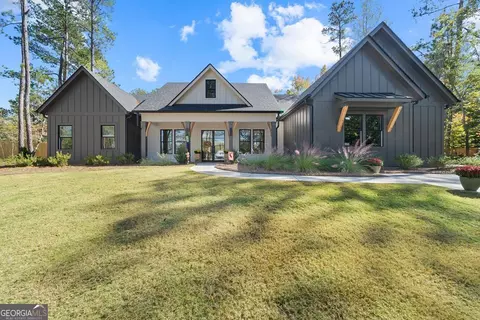 101 Waters Edge Dr NE, Milledgeville, GA 31061