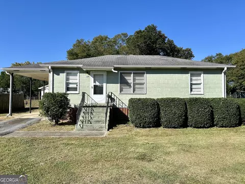 122 Gloria Dr, Hartwell, GA 30643