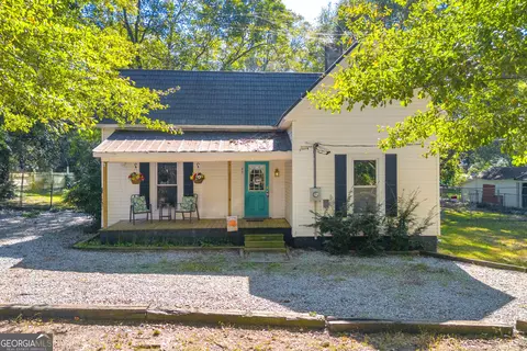 49 Carroll St, Royston, GA 30662