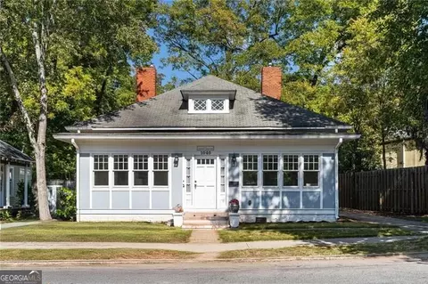 1040 Drewry St NE, Atlanta, GA 30306