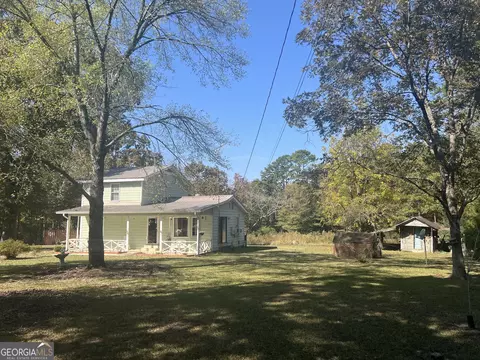 585 Fulton Rd, Kingston, GA 30145