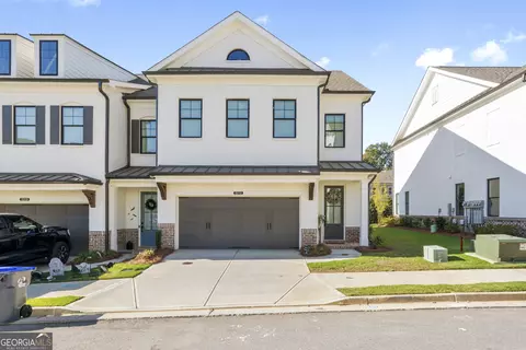 5010 Buice Crest Dr, Buford, GA 30518