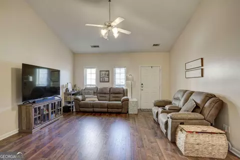 3208 Millgate Ct, Buford, GA 30519 photo 4
