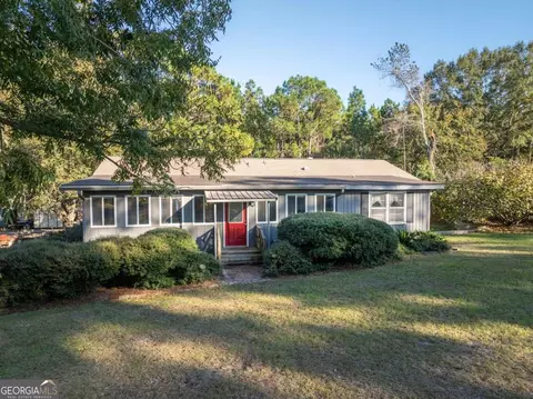 107 Whitewater Rd, Fitzgerald, GA 31750